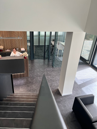 Foto Lleal Tulsà | Assessoria laboral, fiscal, jurídica i finques per empreses, particulars i autònoms. Declaració Renda Girona.
