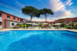 Hotel Sallés Aeroport Girona - Riudellots de la Selva