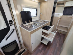 Campernordest Autocaravanas y Campers La Bisbal d'Empordà - La Bisbal d'Empordà