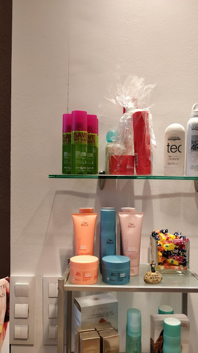 Foto Peluquería y Estética Aigua
