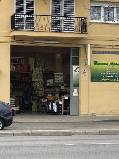 Foto Agrobotiga Salt (Manresa Tio agroserveis i comerç, SL)