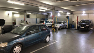AUTO BLANES SANTI - Blanes