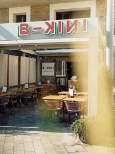 B-KINI BAR - L'Escala