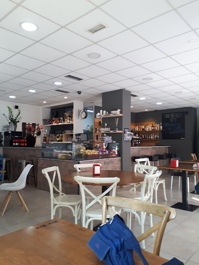 Foto Bàr-bar
