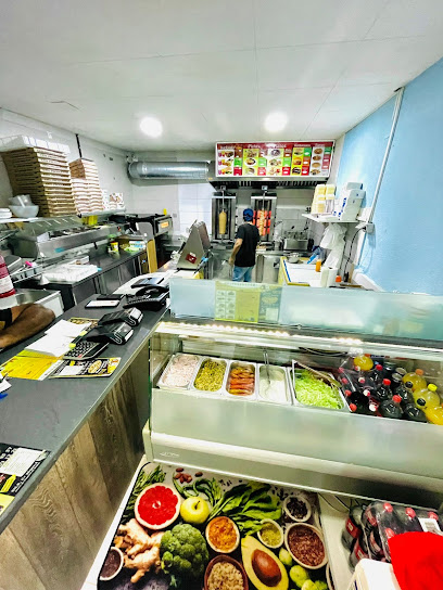 Foto Bon Gust Döner Kebab y Pizzería Sils