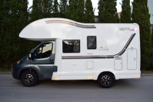 Campers Lamar - Alquiler de autocaravanas y furgonetas camper en Girona - El Mas Aliu
