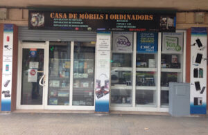 Casa de Mòbils i Ordinadors - Salt