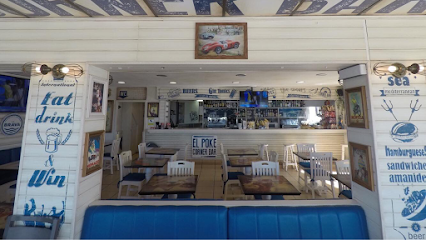 Foto El Poke Corner Bar