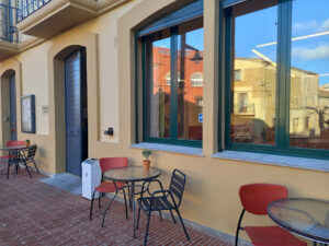 Les Escoles Local Social - Gualta