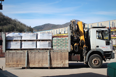 Foto Materiales y Transportes Coll, S.L.