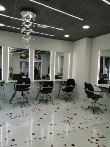 Peluquería 4Cantons - Girona